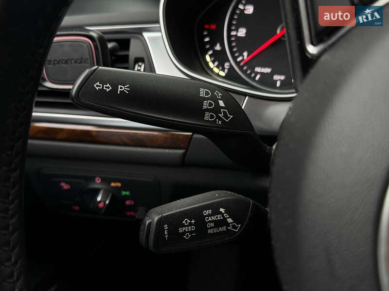 Седан Audi A6 2015 в Киеве