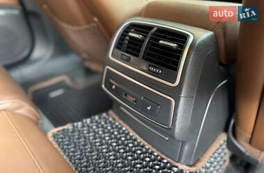 Седан Audi A6 2012 в 