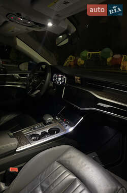 Седан Audi A6 2018 в 