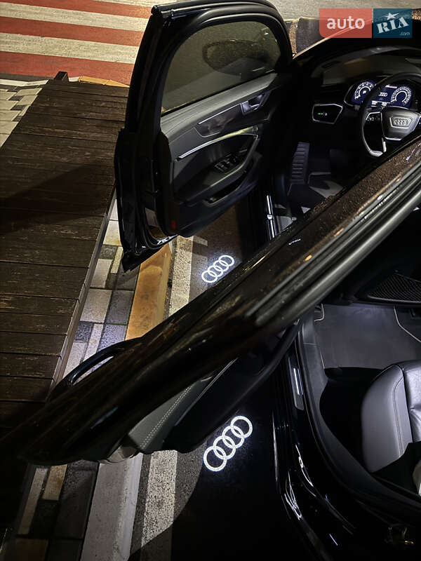 Седан Audi A6 2018 в Киеве