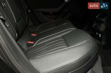 Седан Audi A6 2019 в 