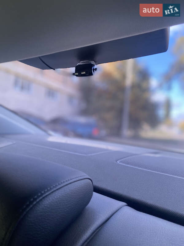Седан Audi A6 2015 в Знам'янці