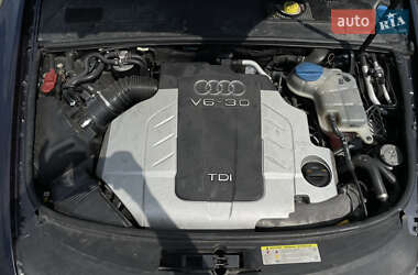 Седан Audi A6 2010 в 