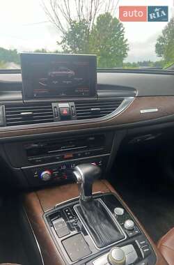 Седан Audi A6 2015 в 