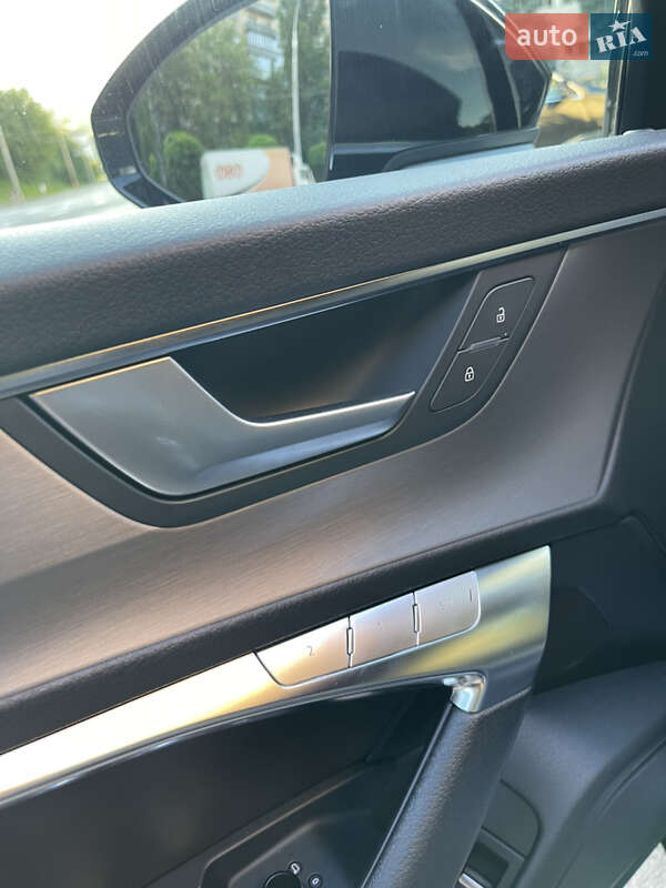 Седан Audi A6 2020 в Хмельницькому
