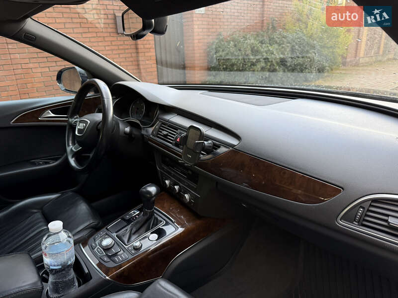 Седан Audi A6 2012 в Киеве