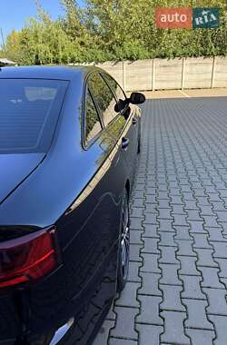 Седан Audi A6 2017 в 