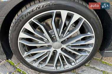 Седан Audi A6 2016 в 