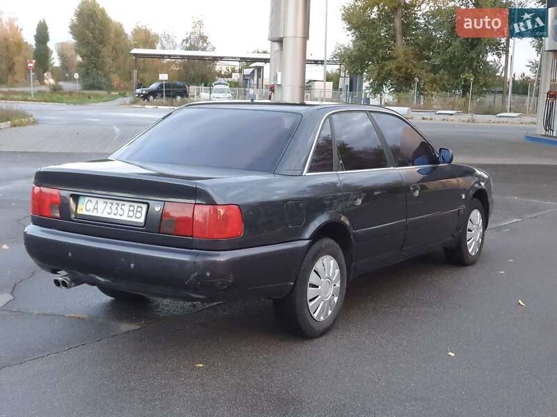 Седан Audi A6 1995 в Кременчуці