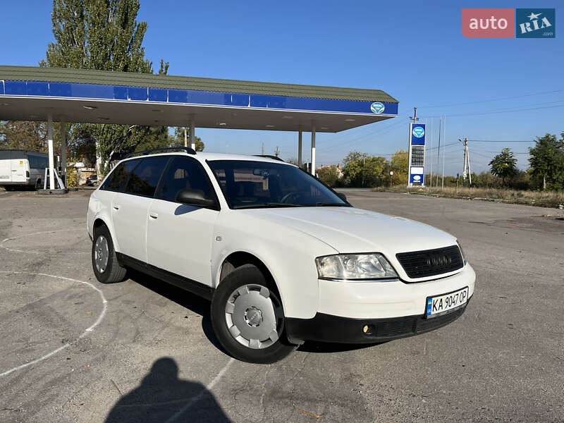 Універсал Audi A6 2000 в Дніпрі