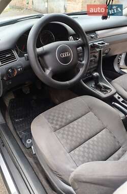 Универсал Audi A6 2004 в 