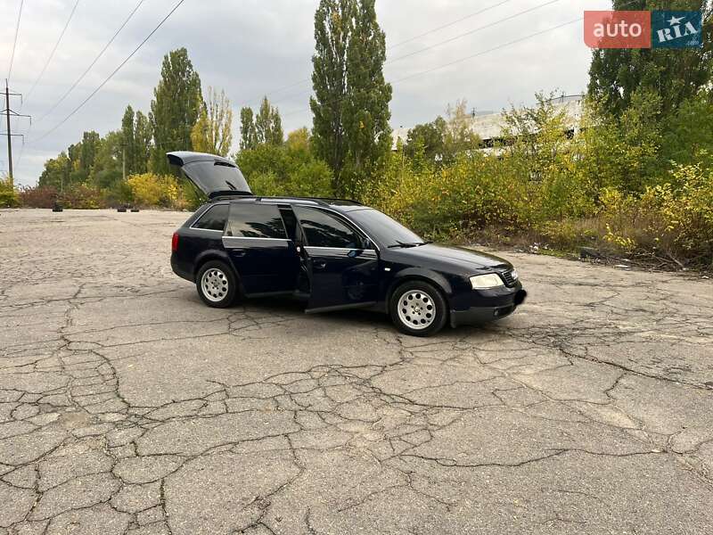 Универсал Audi A6 2000 в Умани