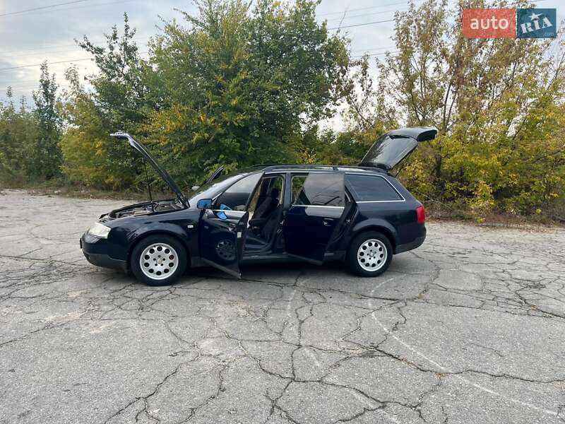 Универсал Audi A6 2000 в Умани