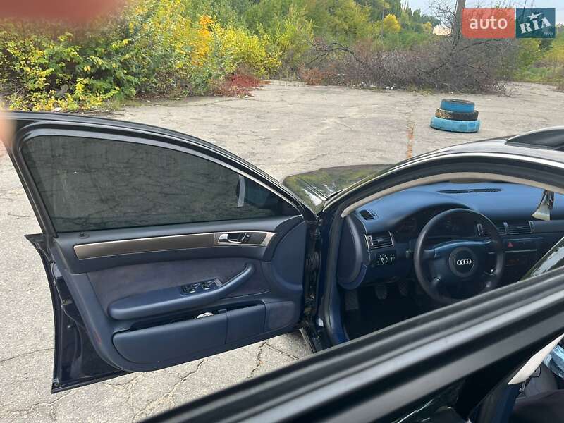 Універсал Audi A6 2000 в Умані
