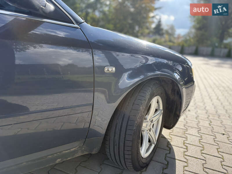 Седан Audi A6 2002 в Черновцах