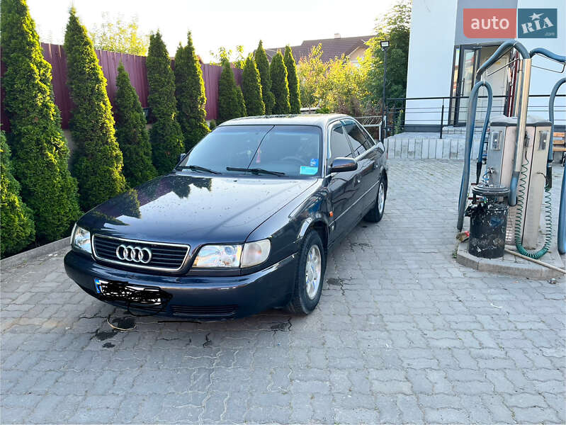 Седан Audi A6 1995 в Львове