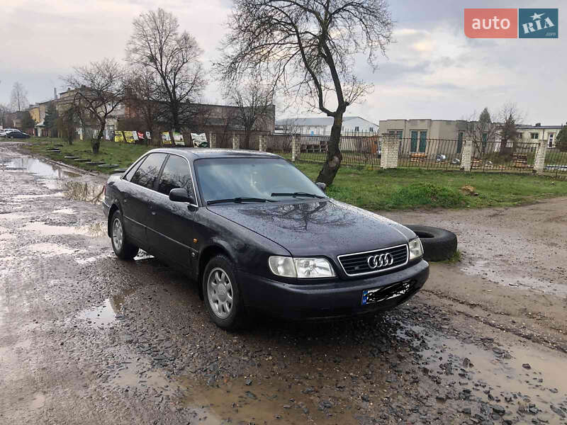 Седан Audi A6 1995 в Львове