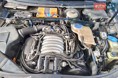 Седан Audi A6 1998 в  фото 2 Седан Audi A6 1998 в