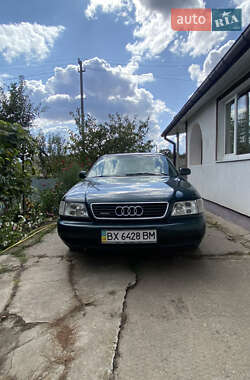 Седан Audi A6 1995 в Городку