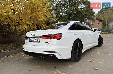 Седан Audi A6 2018 в 