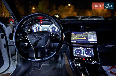 Седан Audi A6 2018 в 