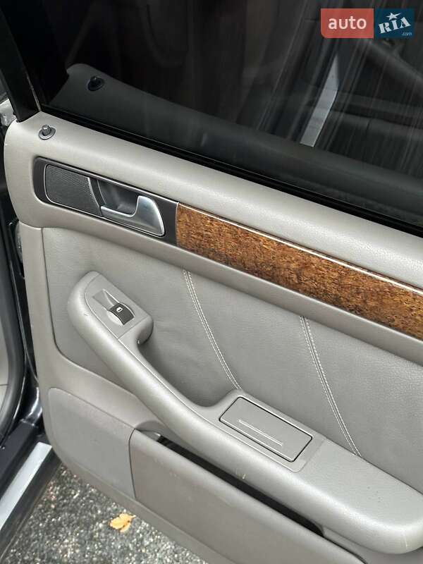 Универсал Audi A6 2003 в Звенигородке
