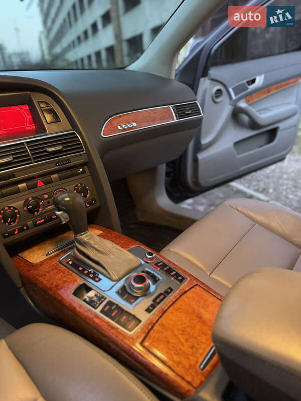 Седан Audi A6 2004 в Чернівцях