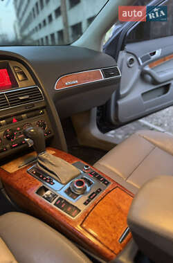 Седан Audi A6 2004 в  фото 12 Седан Audi A6 2004 в