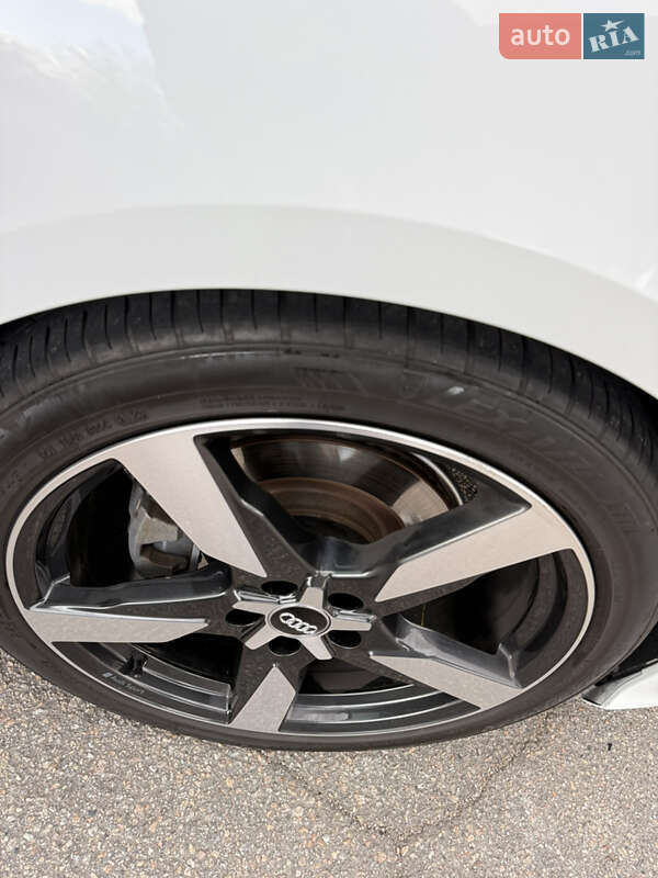 Седан Audi A6 2020 в Днепре