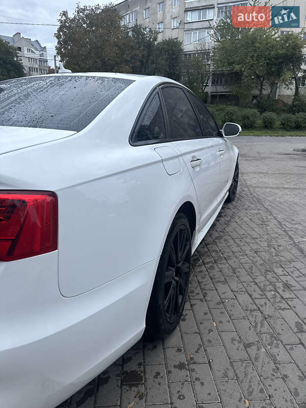 Седан Audi A6 2012 в Тернополі