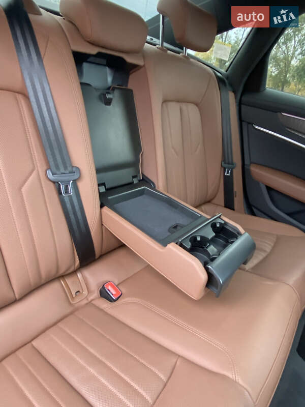 Седан Audi A6 2022 в Києві