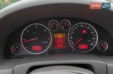 Седан Audi A6 2002 в 
