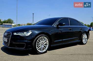 Седан Audi A6 2015 в 