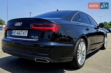 Седан Audi A6 2015 в 