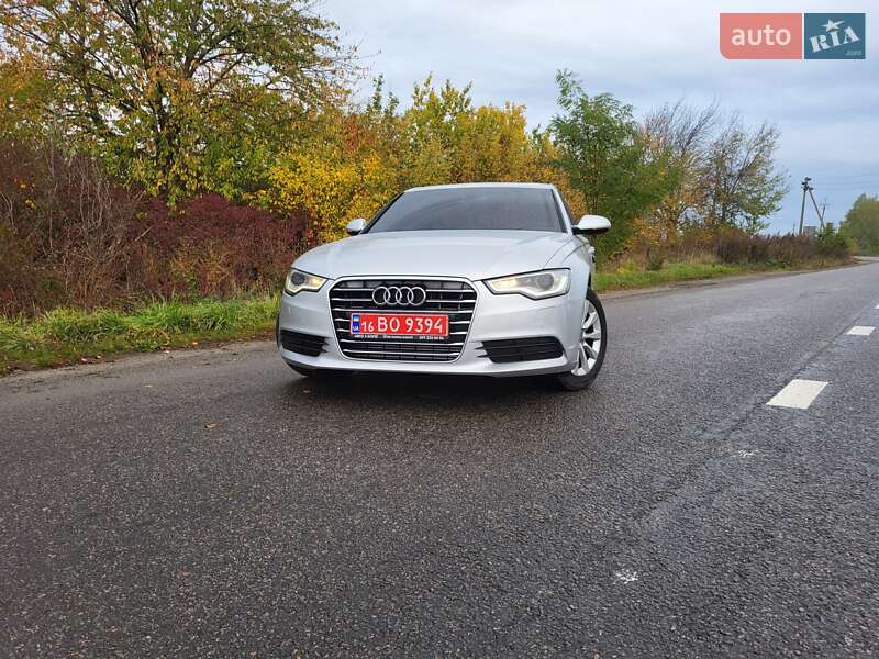 Седан Audi A6 2014 в Киеве