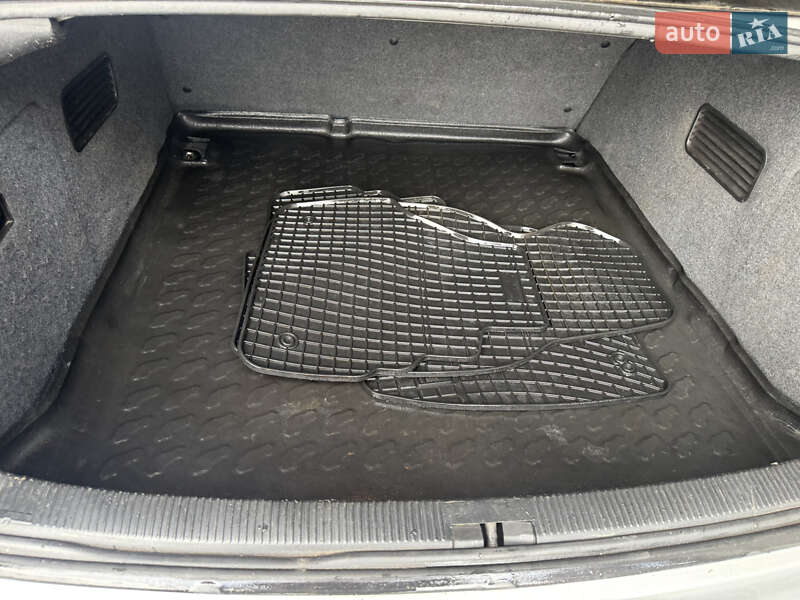 Седан Audi A6 1999 в Києві фото 18 Седан Audi A6 1999 в Києві