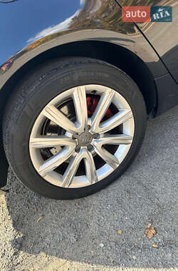 Седан Audi A6 2013 в 