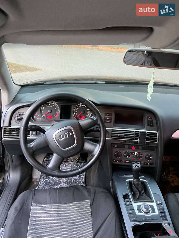 Седан Audi A6 2004 в Запорожье
