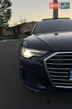 Седан Audi A6 2020 в 