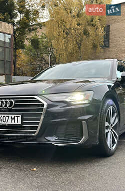 Седан Audi A6 2022 в 