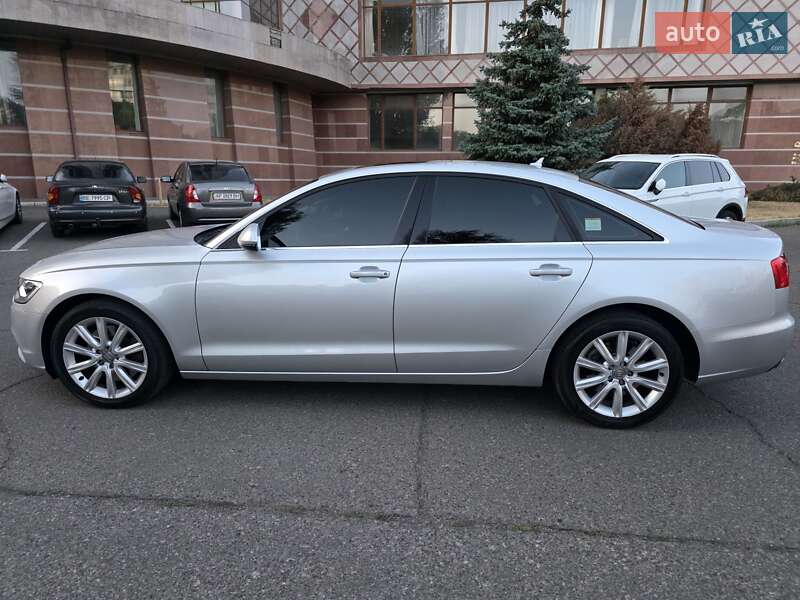 Седан Audi A6 2013 в Одессе