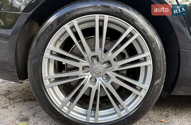 Седан Audi A6 2013 в 