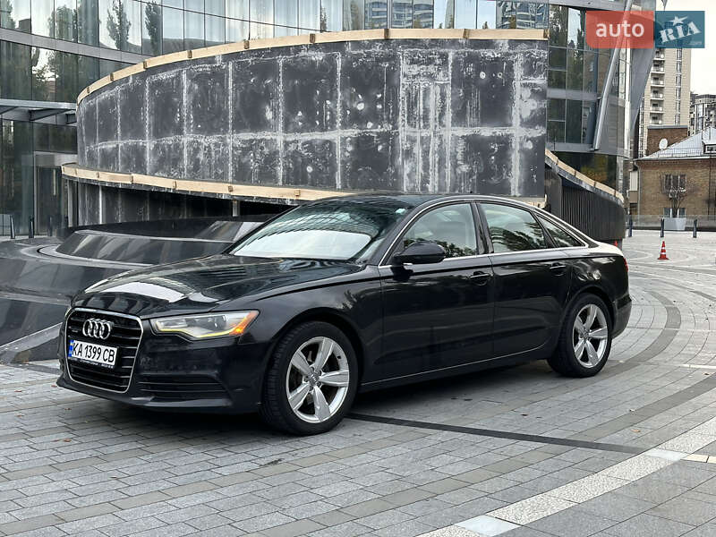 Седан Audi A6 2012 в 