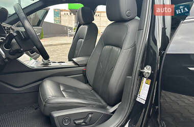Седан Audi A6 2019 в  фото 17 Седан Audi A6 2019 в