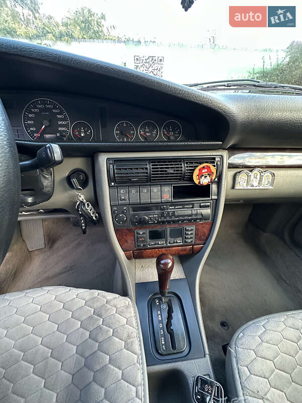 Універсал Audi A6 1996 в Івано-Франківську