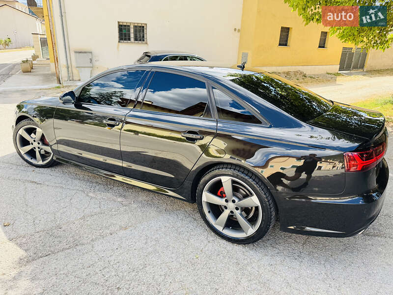 Седан Audi A6 2013 в Харькове