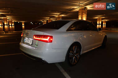 Седан Audi A6 2015 в 