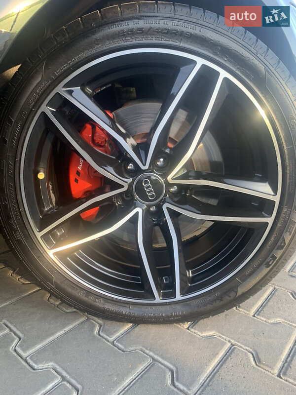 Седан Audi A6 2015 в Усатове
