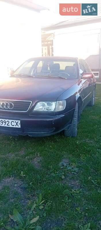Седан Audi A6 1995 в Черновцах