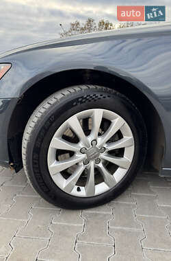 Седан Audi A6 2013 в 